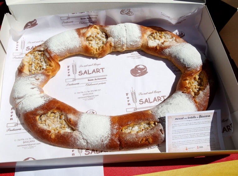 Mercat dels tortells a Bàscara